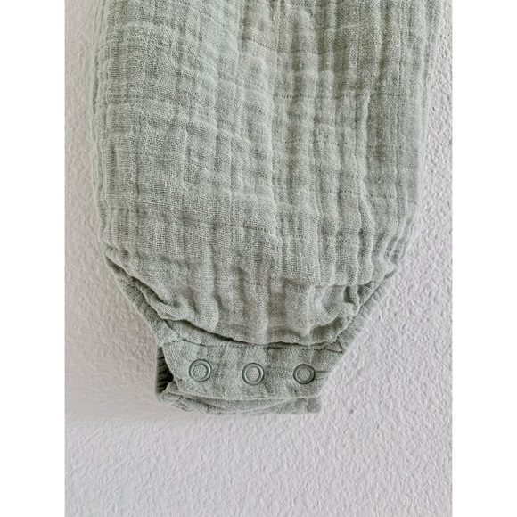 Jamie Kay Rompers Bundle - Picture 16 of 16